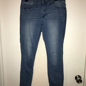 Universal thread Skinny Jeans